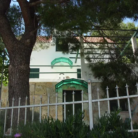Vila Violeta Milna (Brac)